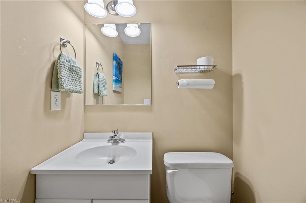 6156 Brinkley Park Drive