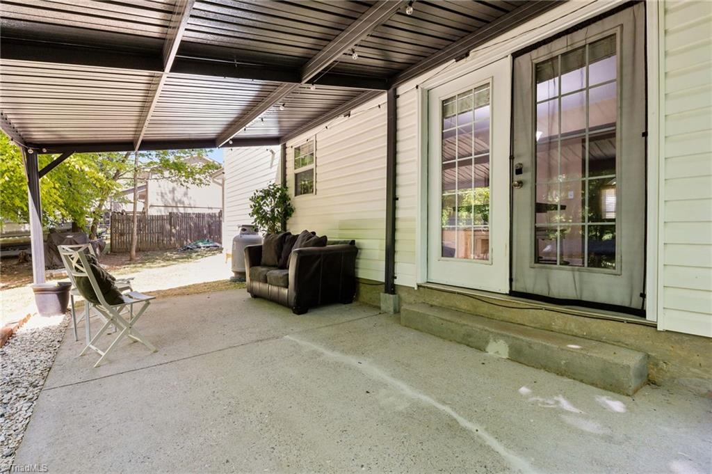 6156 Brinkley Park Drive