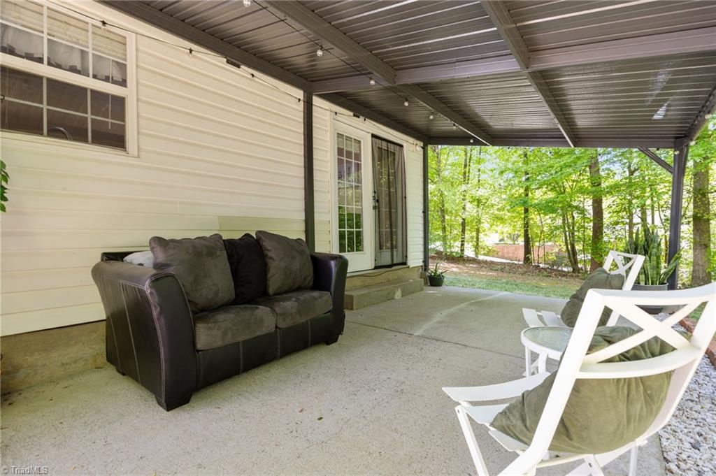 6156 Brinkley Park Drive