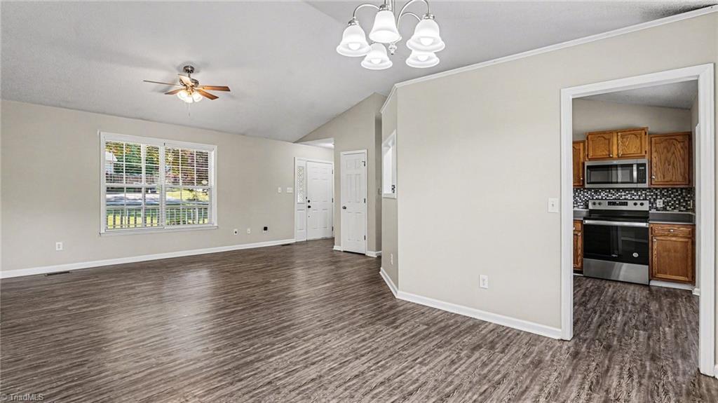 3813 Spring Branch Drive, Winston-Salem