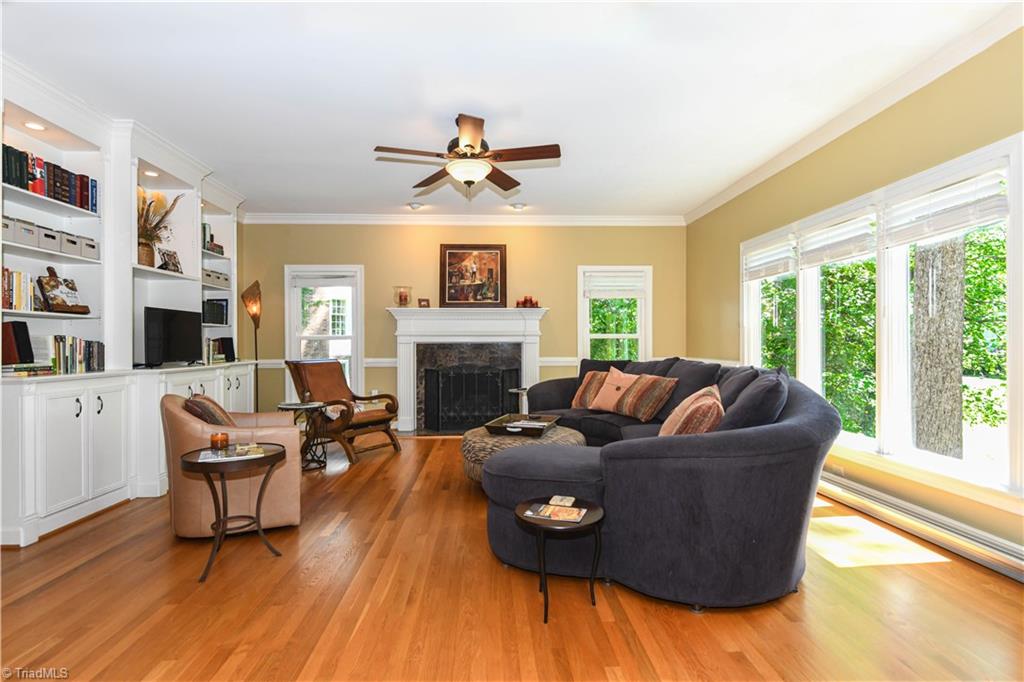 2700 Red Gate Court