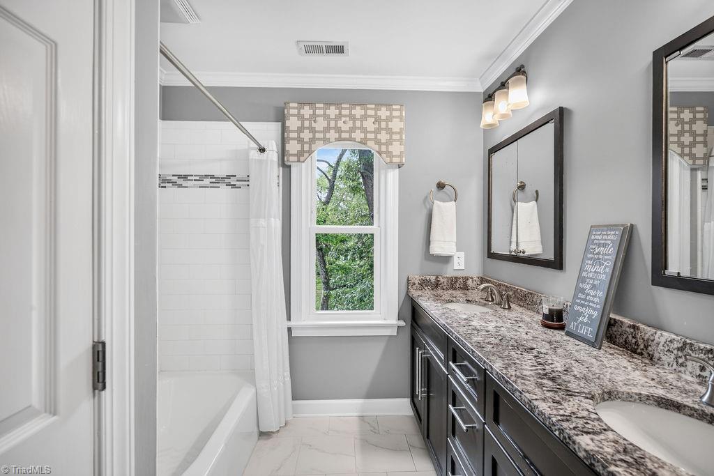 2700 Red Gate Court