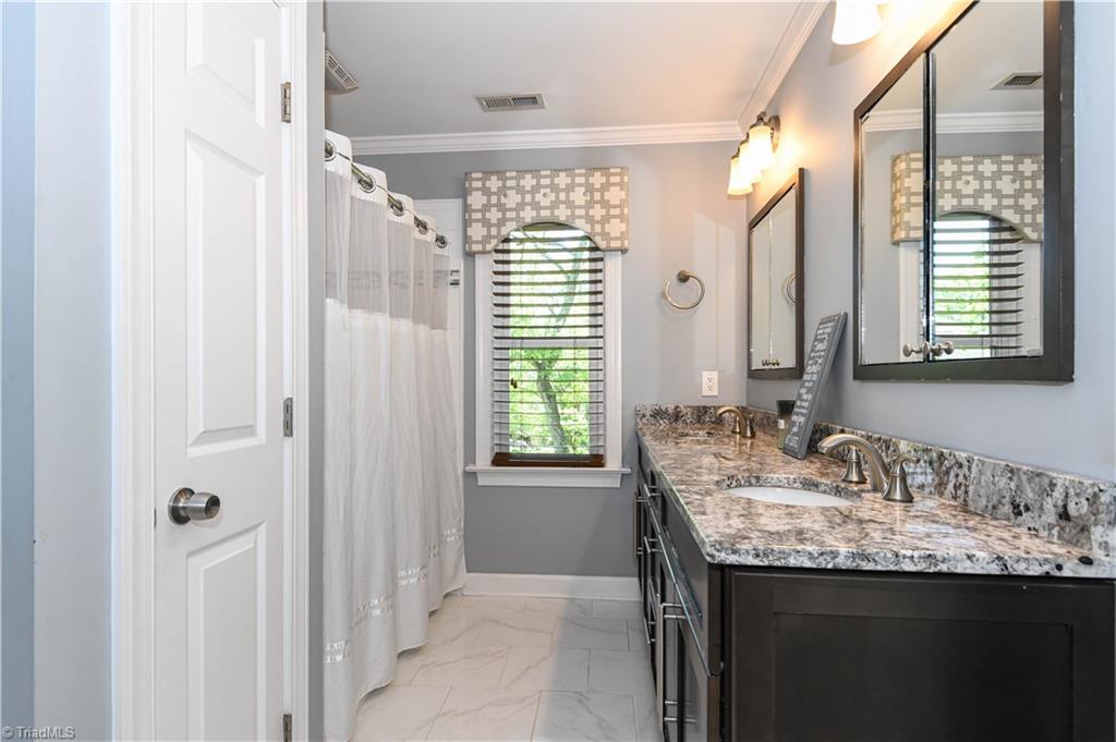 2700 Red Gate Court
