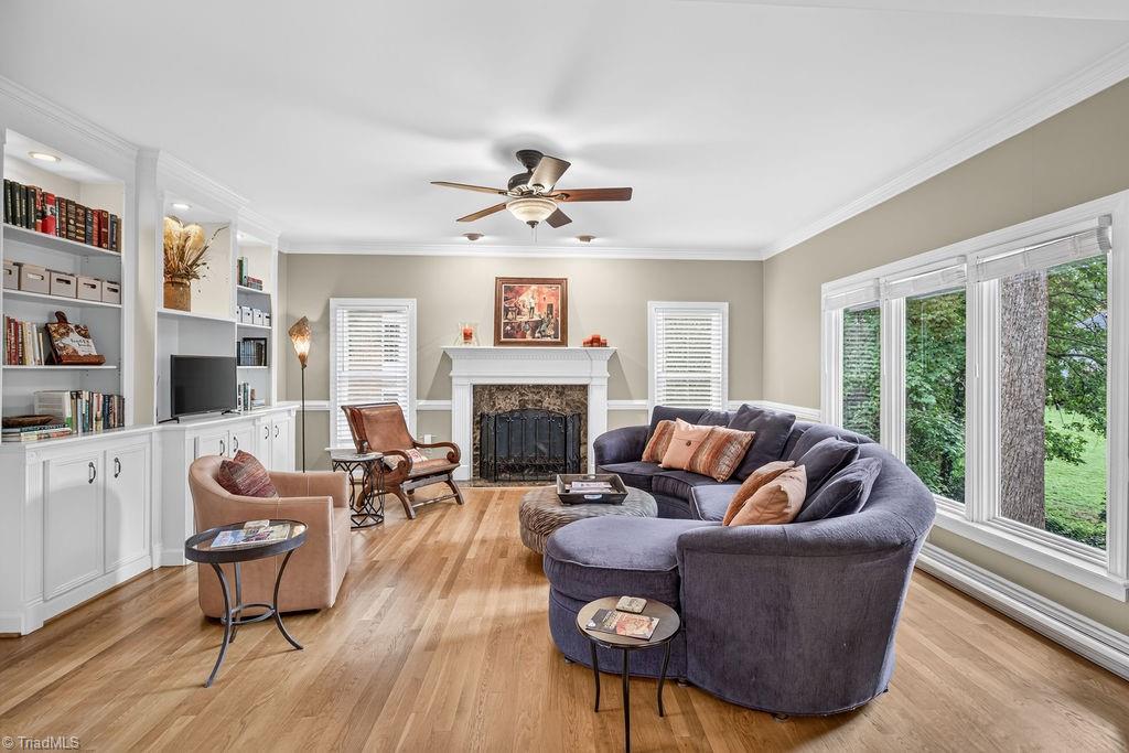 2700 Red Gate Court