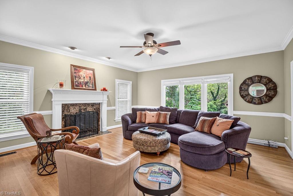 2700 Red Gate Court