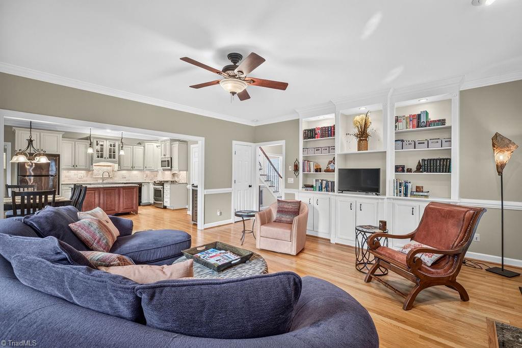 2700 Red Gate Court