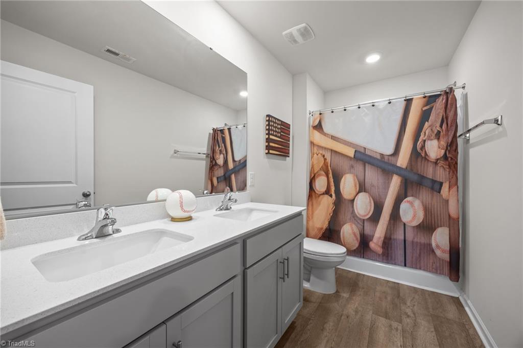 4574 Heatherly Road, Winston-Salem