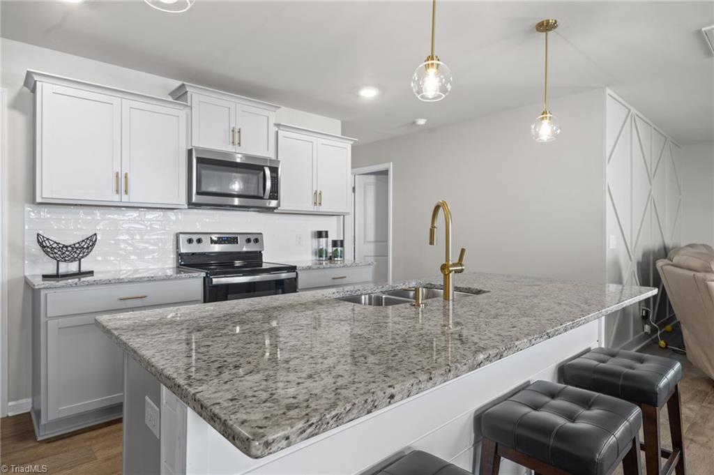 4574 Heatherly Road, Winston-Salem