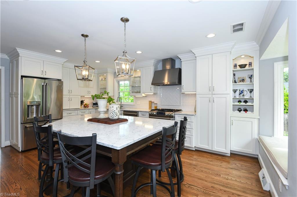 2320 Danbury Road