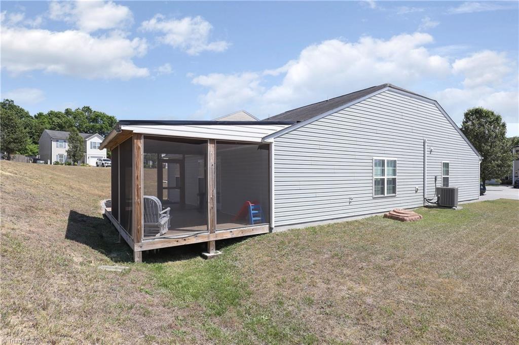 652 Switchback Court