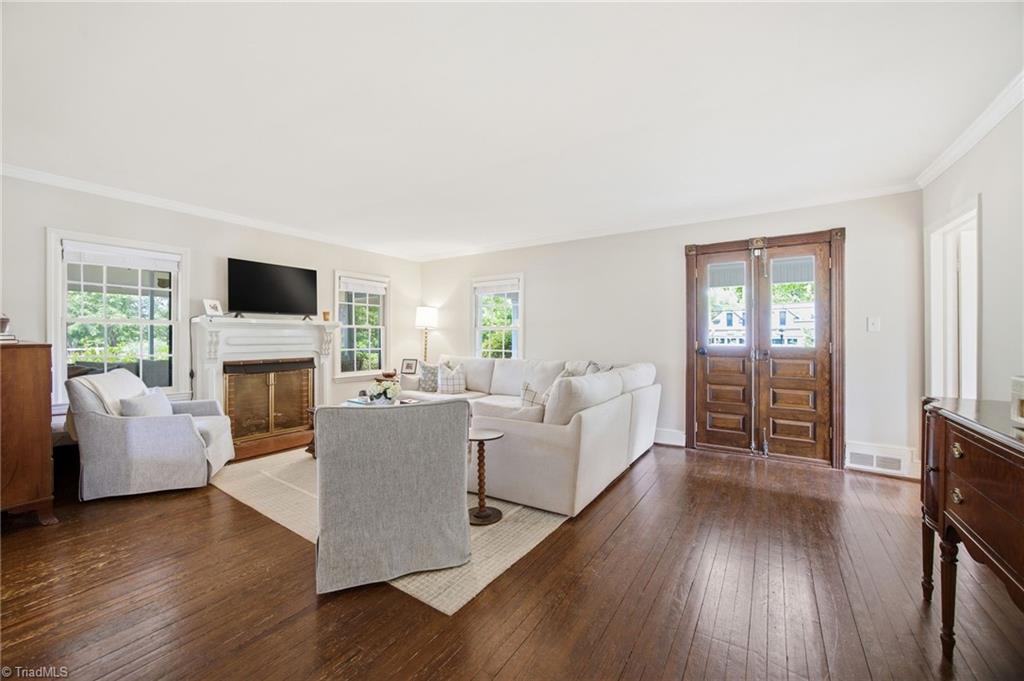 8827 Highway 109, Winston-Salem