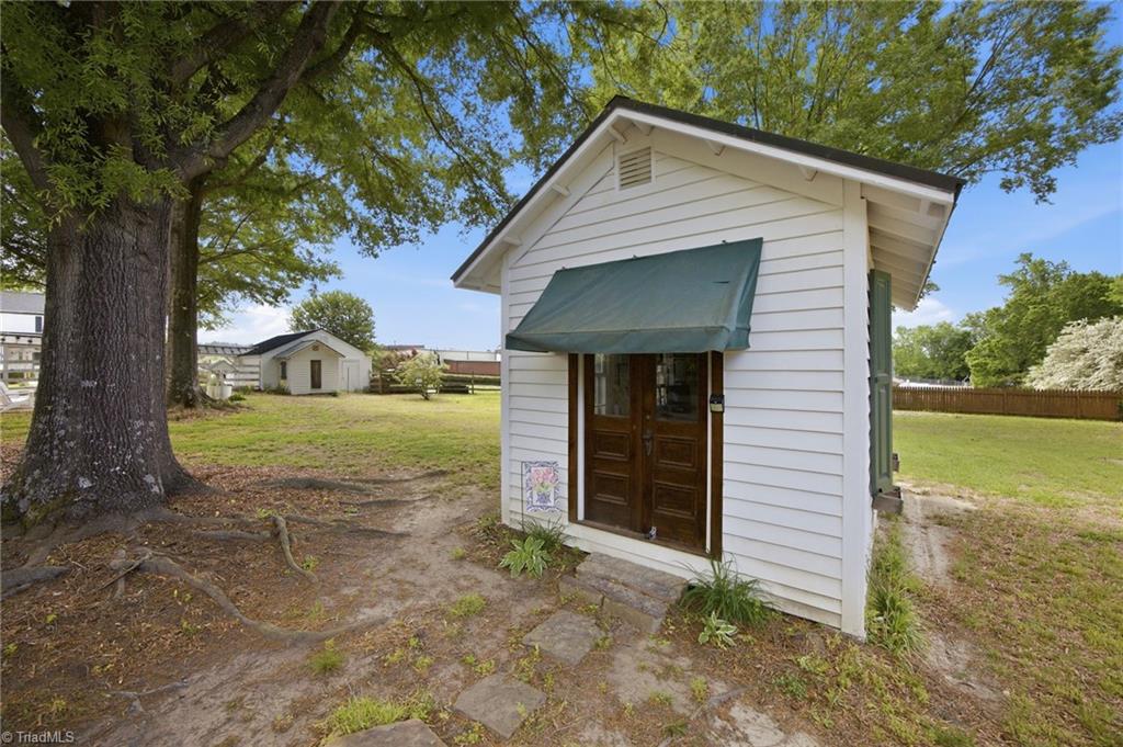 8827 Highway 109, Winston-Salem