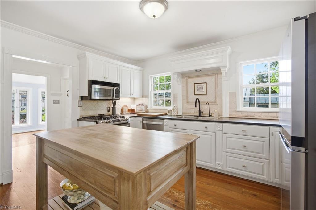 8827 Highway 109, Winston-Salem