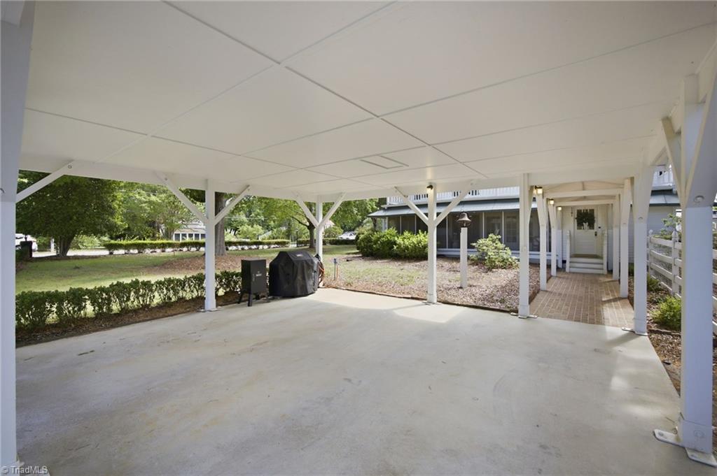 8827 Highway 109, Winston-Salem