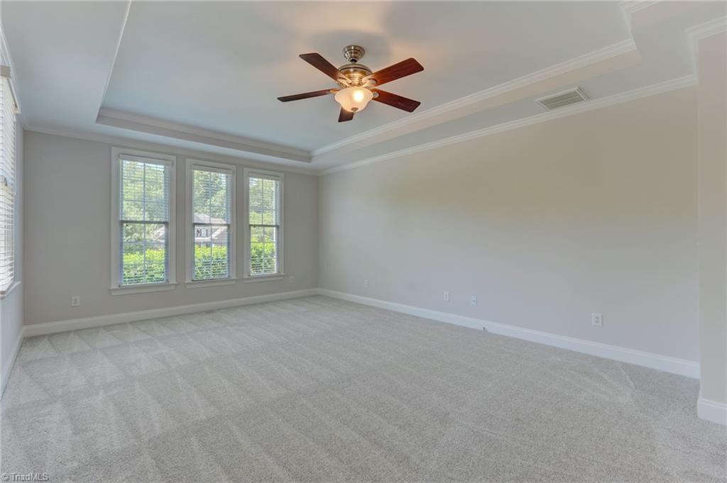 1827 Crossroads Drive