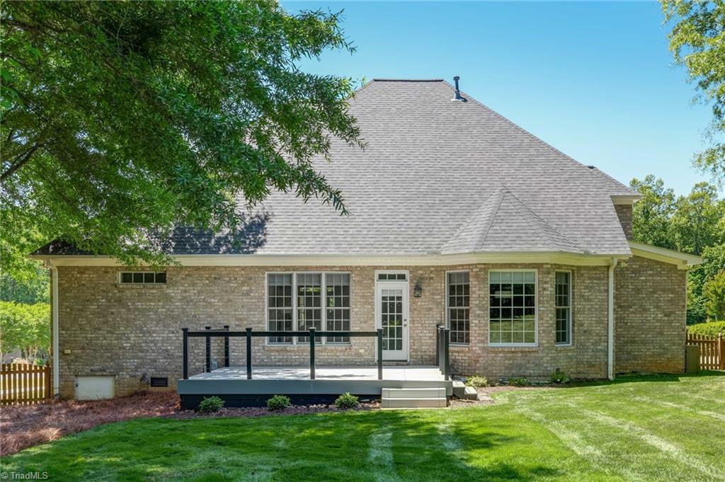 1827 Crossroads Drive