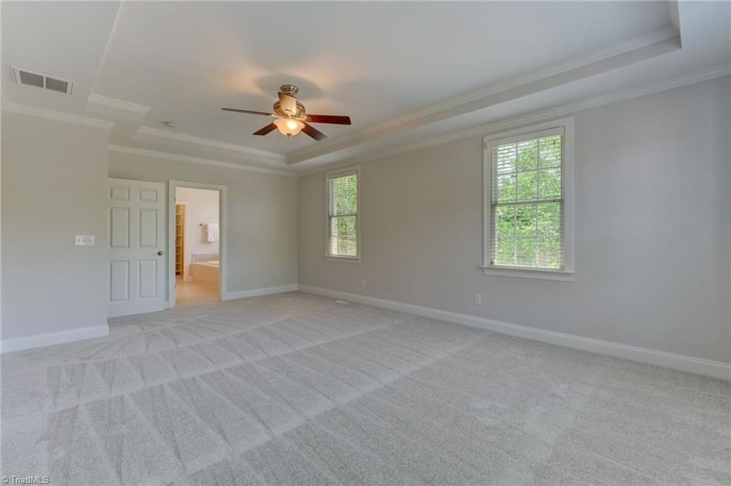 1827 Crossroads Drive