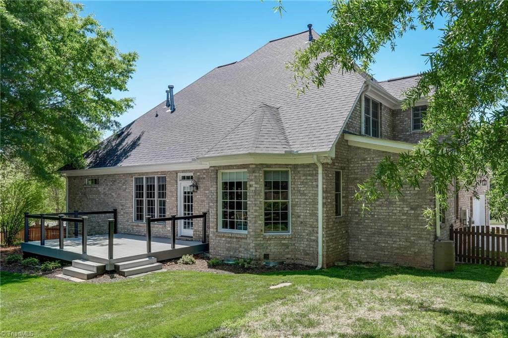 1827 Crossroads Drive