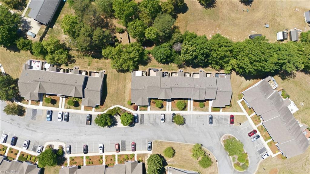 302 Carrington Lane