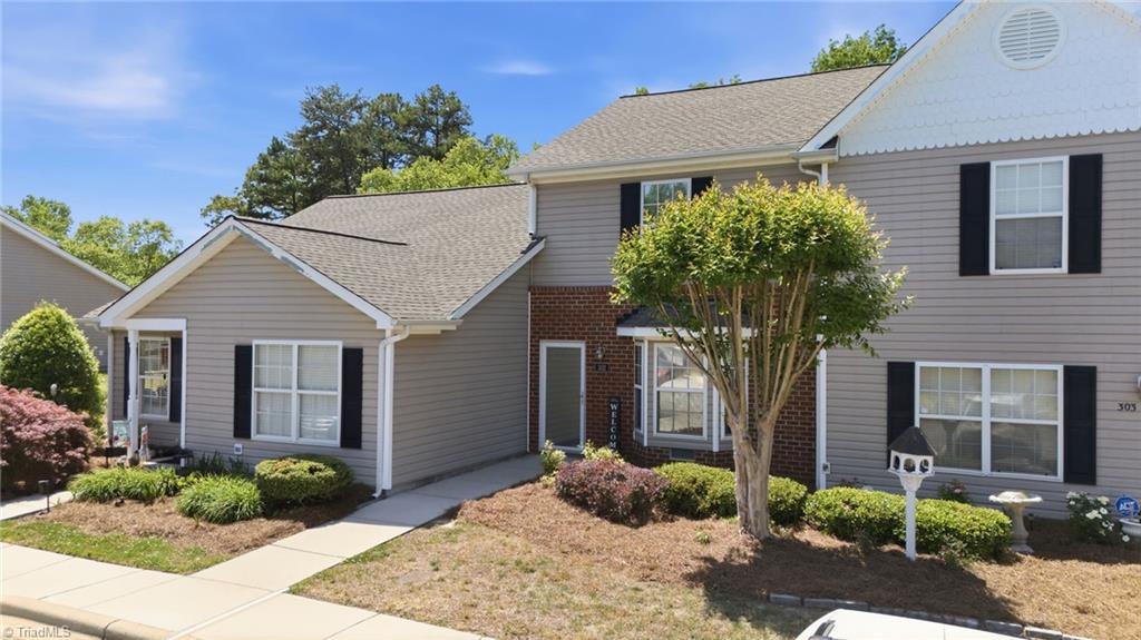 302 Carrington Lane