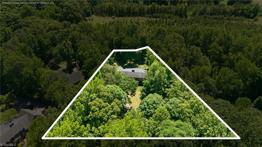 2085 Huntington Woods Drive