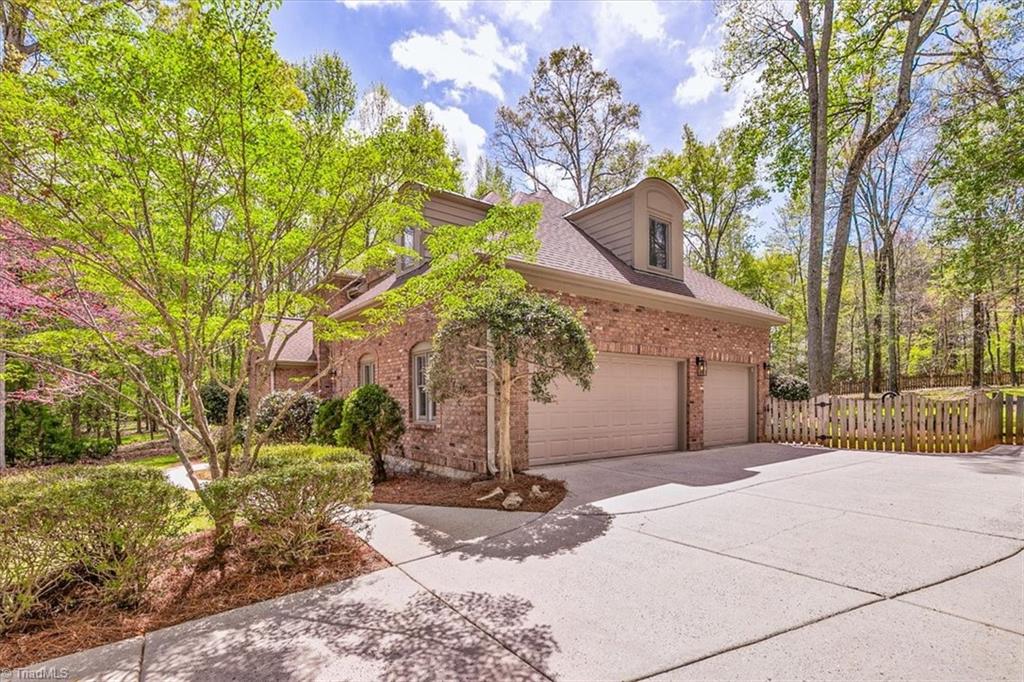 6731 Kenbeck Court