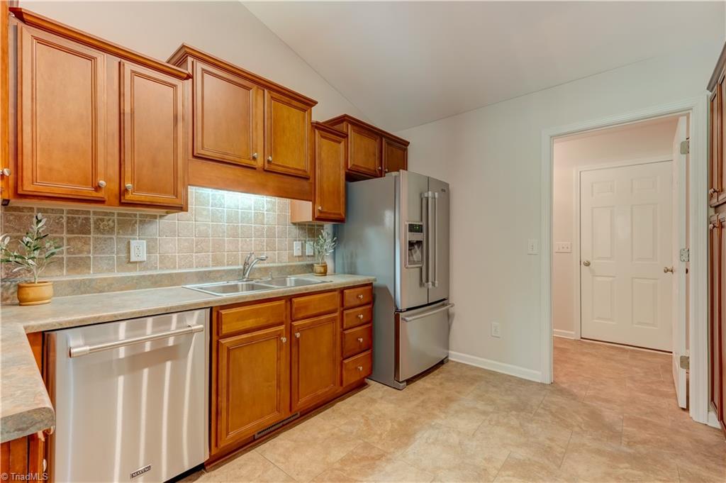 2465 Featherstone Court