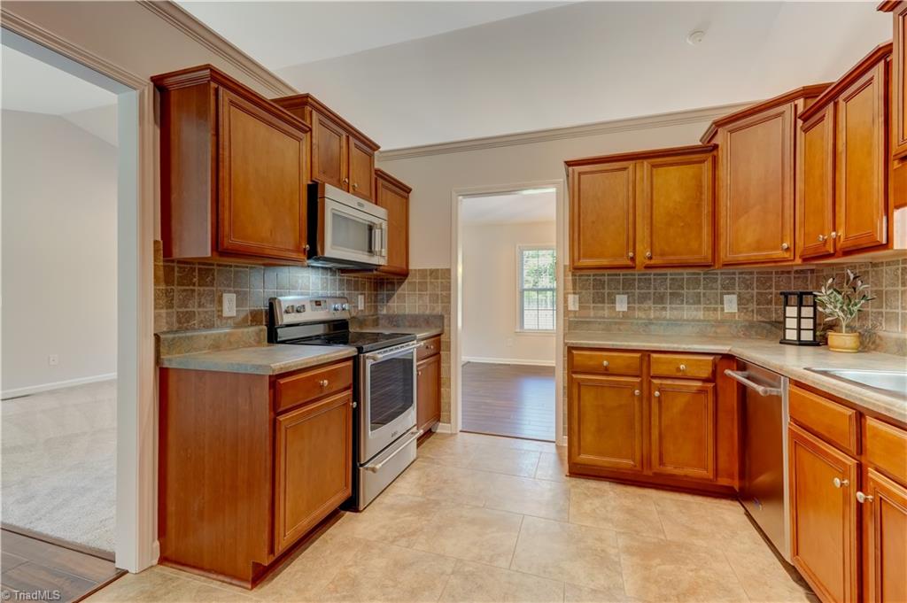 2465 Featherstone Court