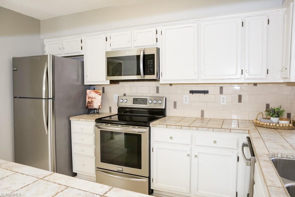 210 College Road # 201