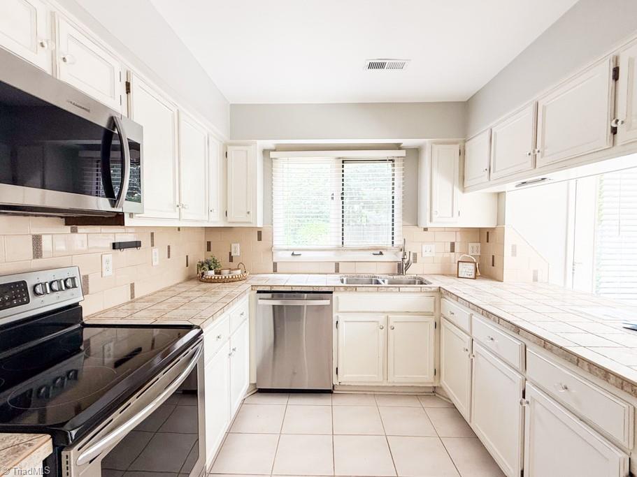 210 College Road # 201