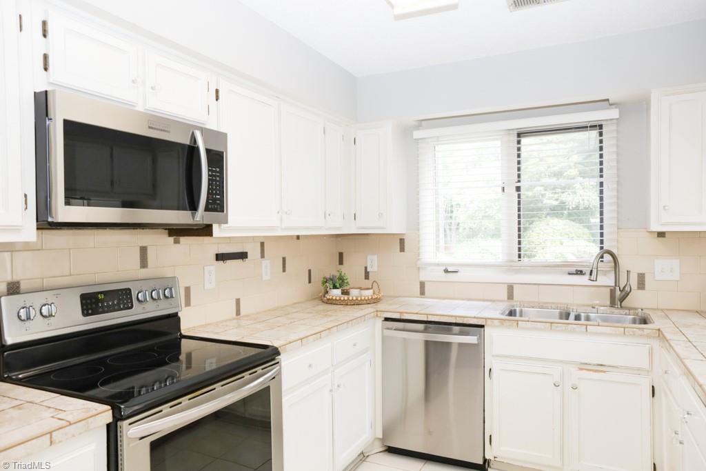 210 College Road # 201