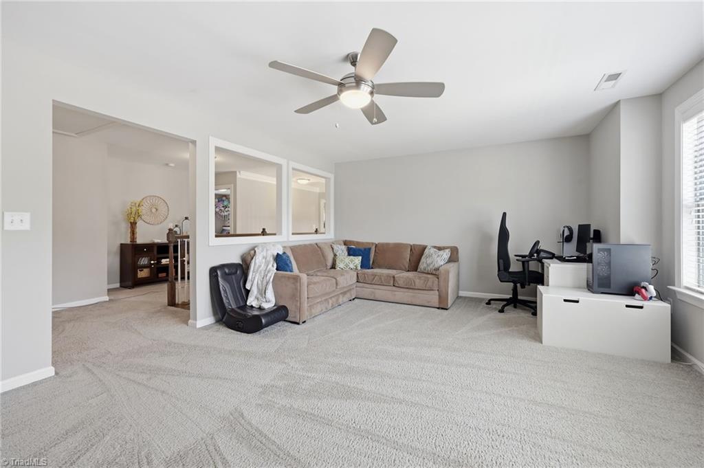 806 Blue Moon Court
