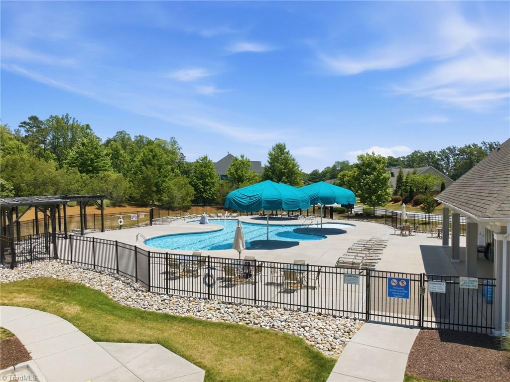 806 Blue Moon Court
