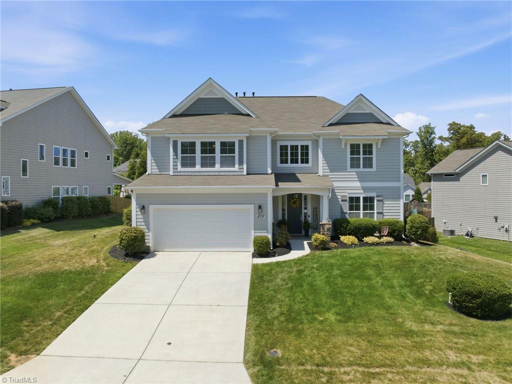 806 Blue Moon Court