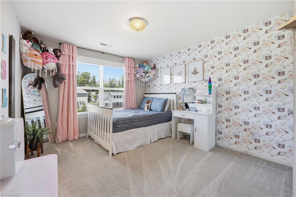 806 Blue Moon Court