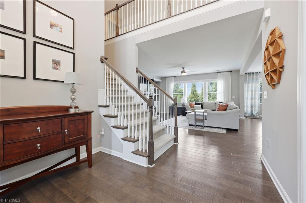 806 Blue Moon Court