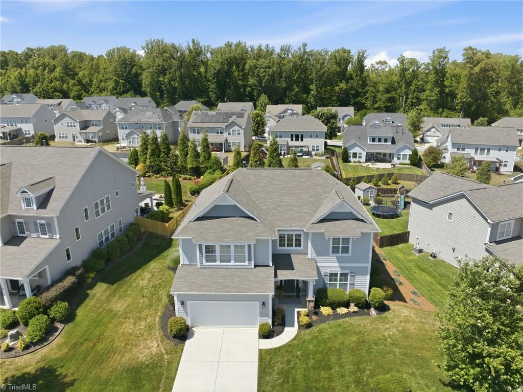 806 Blue Moon Court