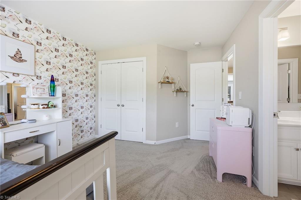 806 Blue Moon Court