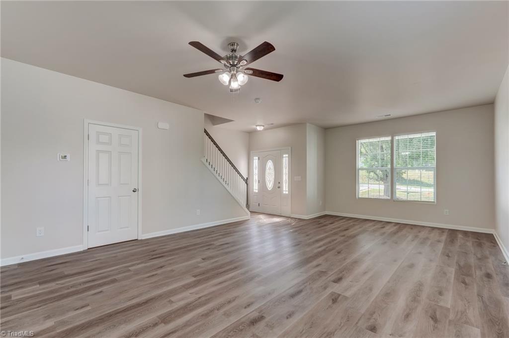 1048 Megan Cross Lane