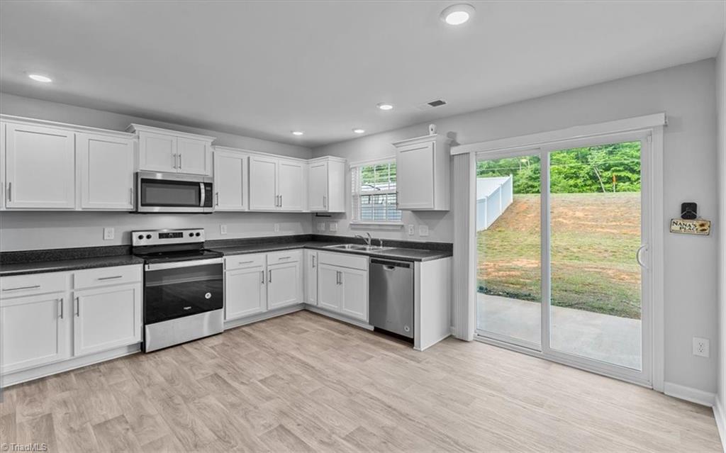 4008 Bobtail Court