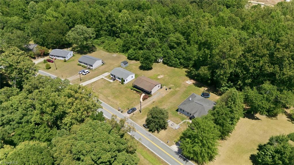 1920 Glenside Drive