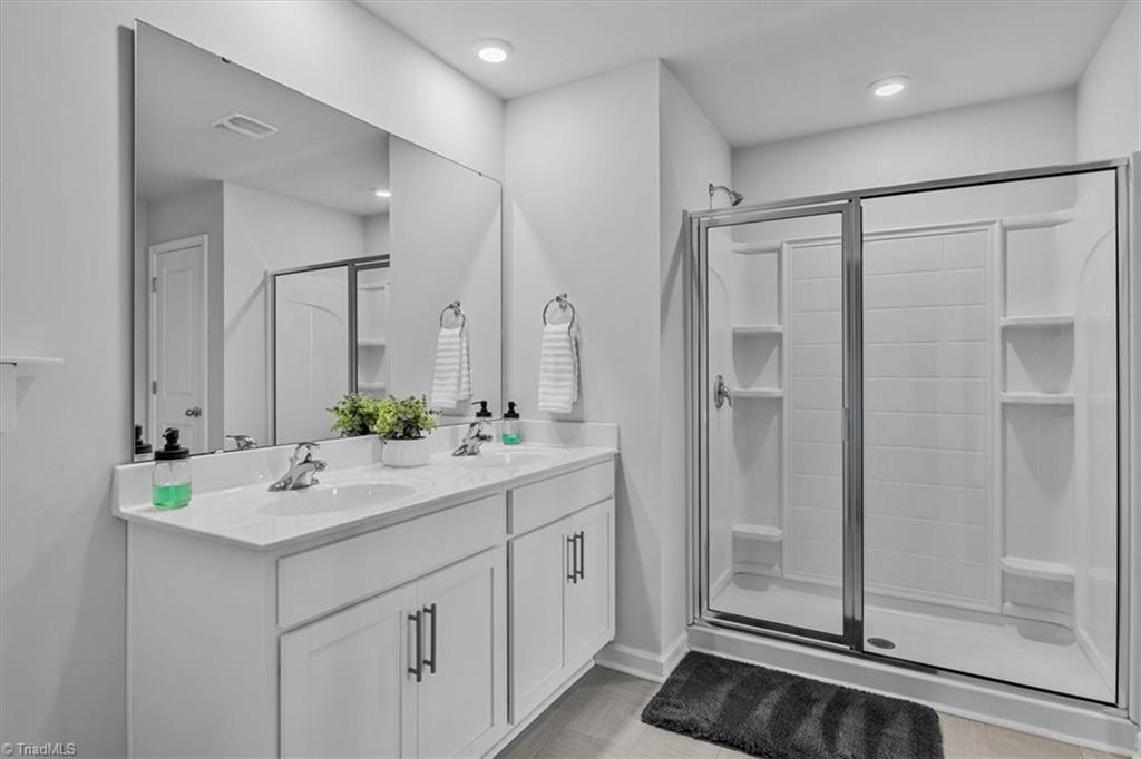 146 Carson Court, Winston-Salem
