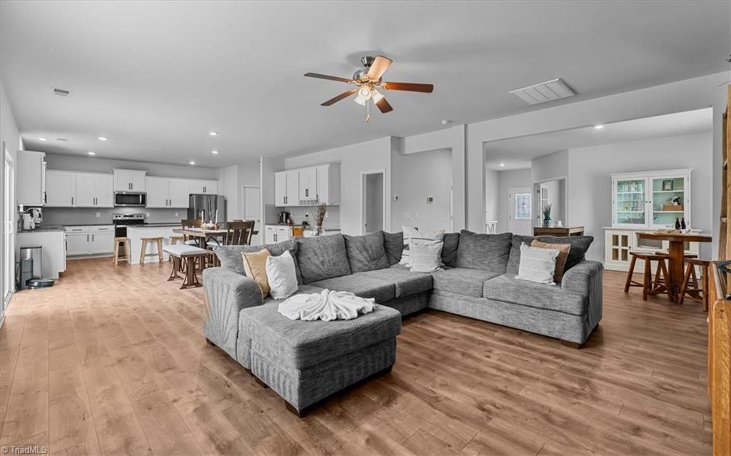 146 Carson Court, Winston-Salem