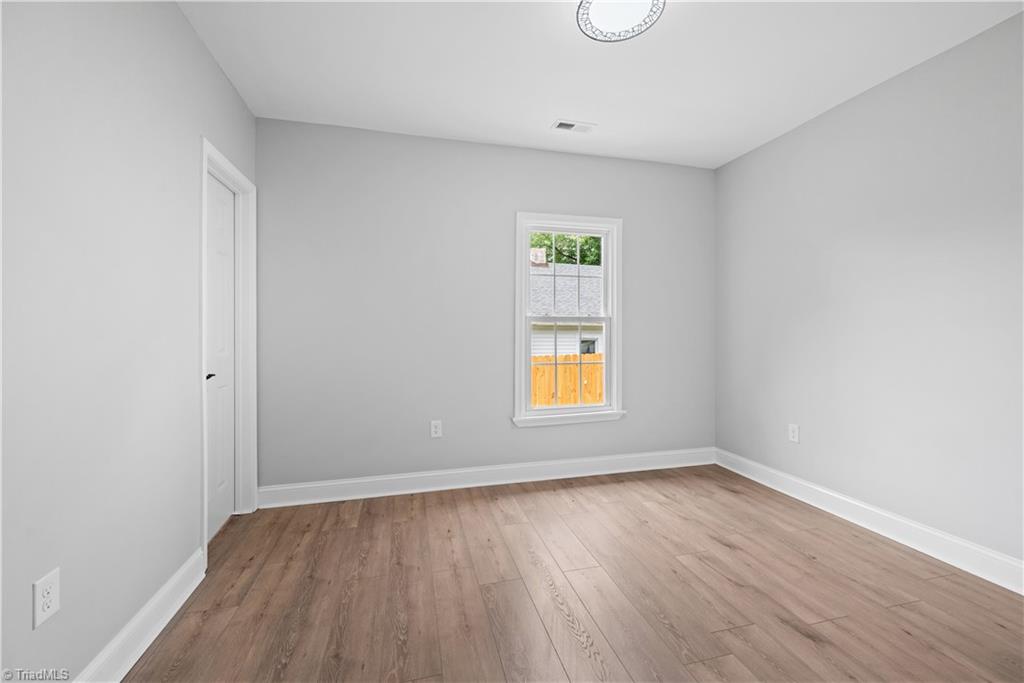 3936 Ogburn Avenue, Winston-Salem