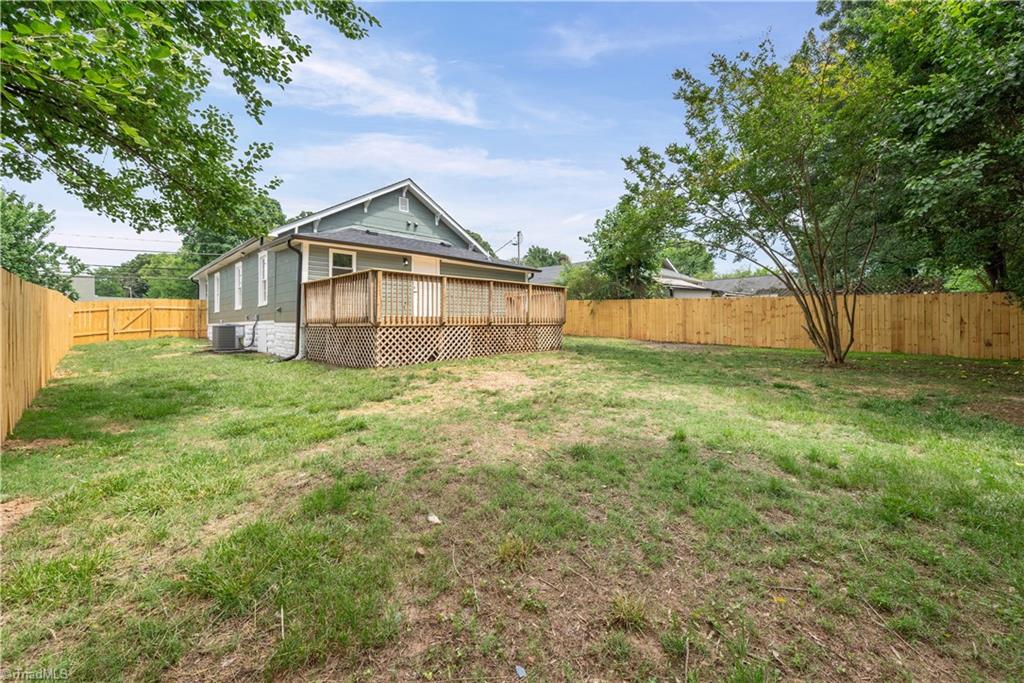 3936 Ogburn Avenue, Winston-Salem