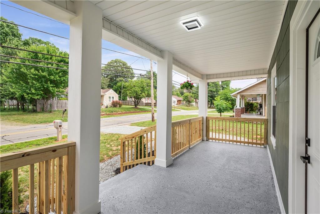 3936 Ogburn Avenue, Winston-Salem