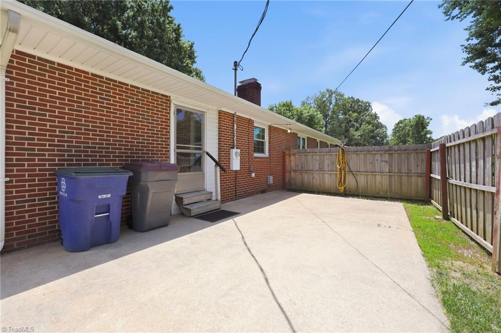 504 Sherwood Road