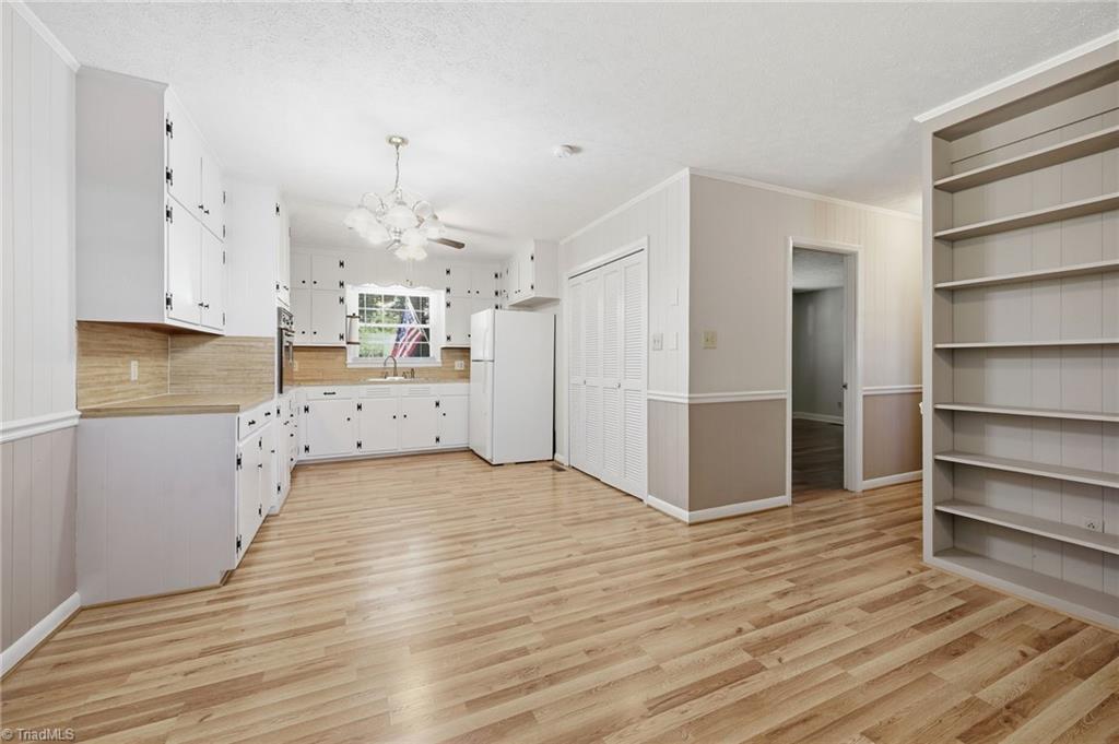 504 Sherwood Road