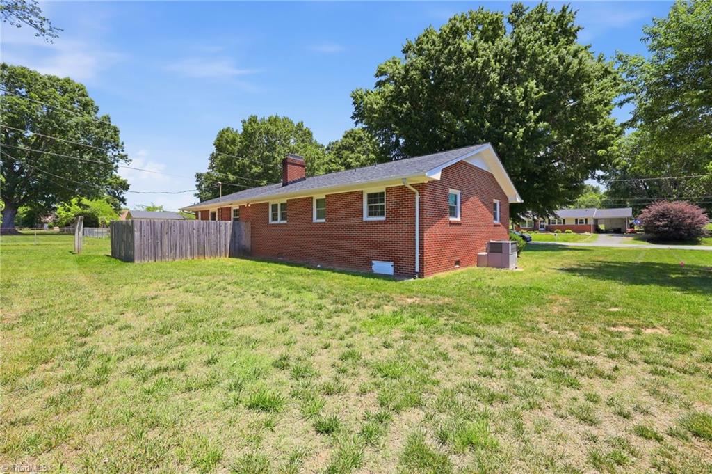 504 Sherwood Road