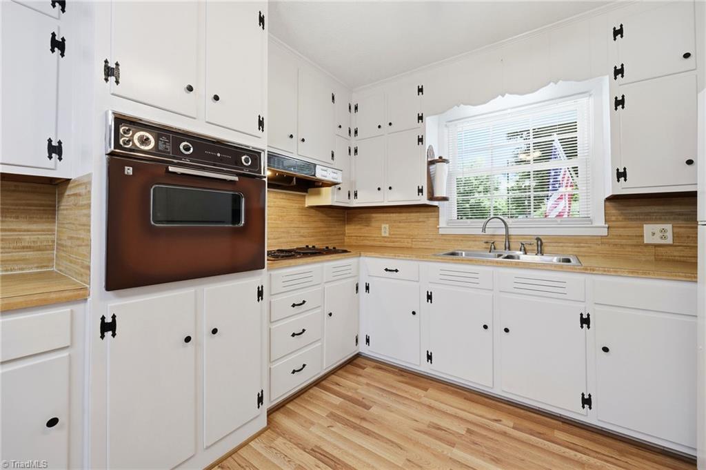504 Sherwood Road